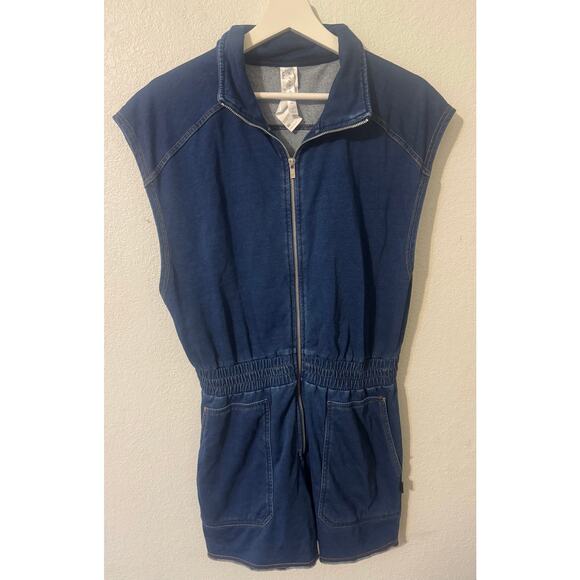 Fabletics Women YITTY Terry Onesie Romper Blue Faux Denim Size Medium - Picture 3 of 10